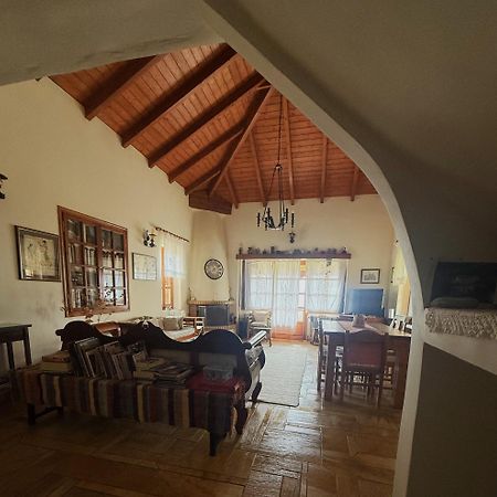 Arcadianis Lakeview Villa At Psari Arkadias Psárion Eksteriør bilde