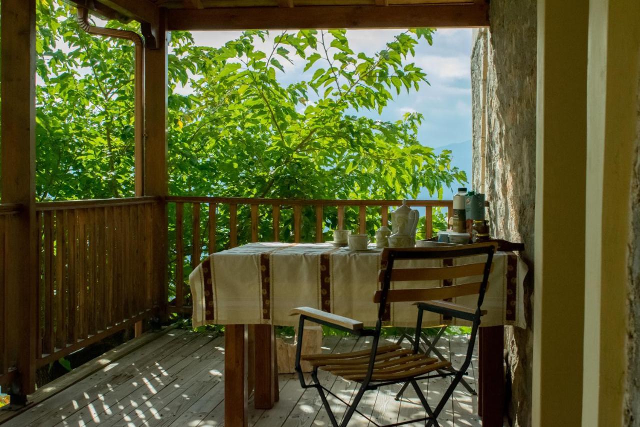 Arcadianis Lakeview Villa At Psari Arkadias Psárion Eksteriør bilde