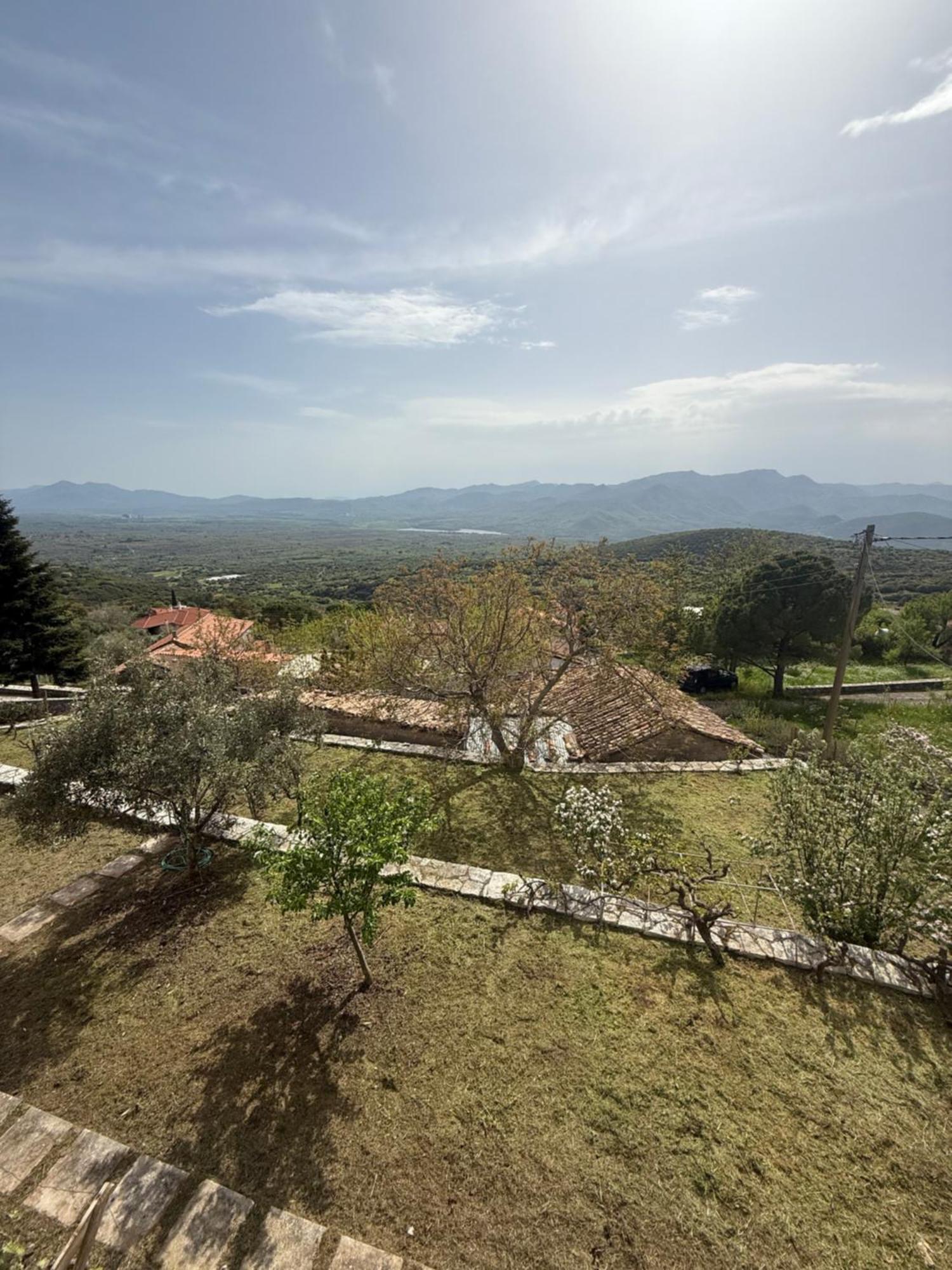 Arcadianis Lakeview Villa At Psari Arkadias Psárion Eksteriør bilde