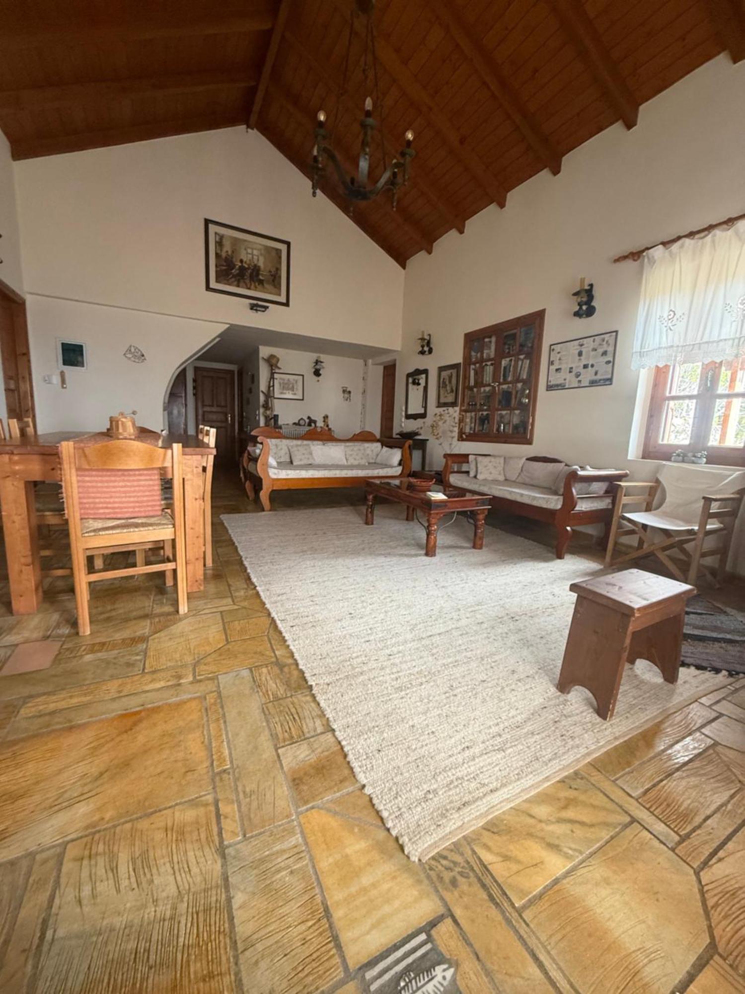 Arcadianis Lakeview Villa At Psari Arkadias Psárion Eksteriør bilde